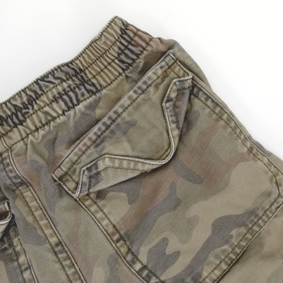 💙 ARIZONA JEAN COMPANY Boy's Pull On Camo Cargo Pants 5 Regular - Picture 4 of 5